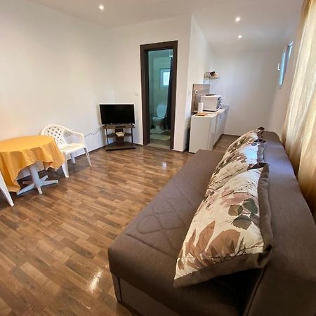 Apartmani Lala 2 Čanj 外观 照片